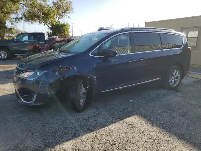 2C4RC1EG5JR188709