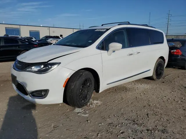 2C4RC1EG6HR647983