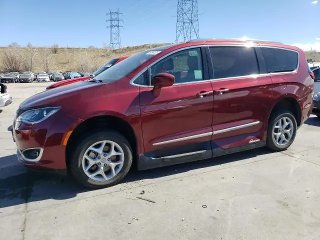 2C4RC1EG6JR171496