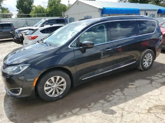 2C4RC1EG6JR315127