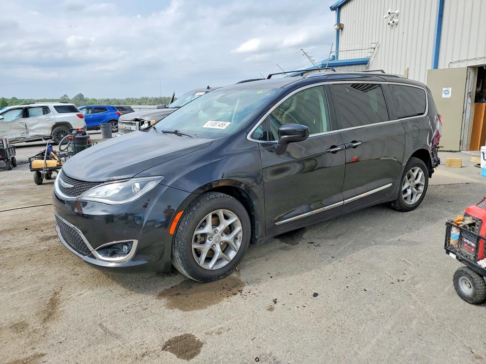 2C4RC1EG7JR115261