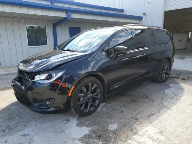 2C4RC1EG8JR252578