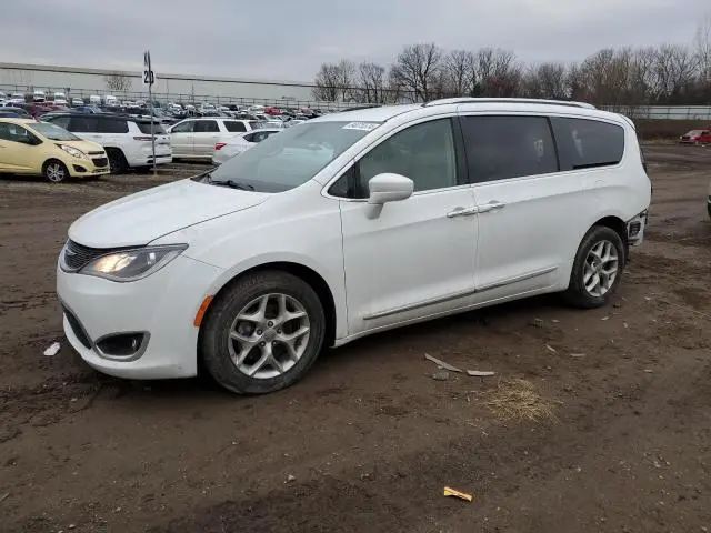 2C4RC1EG8JR315145