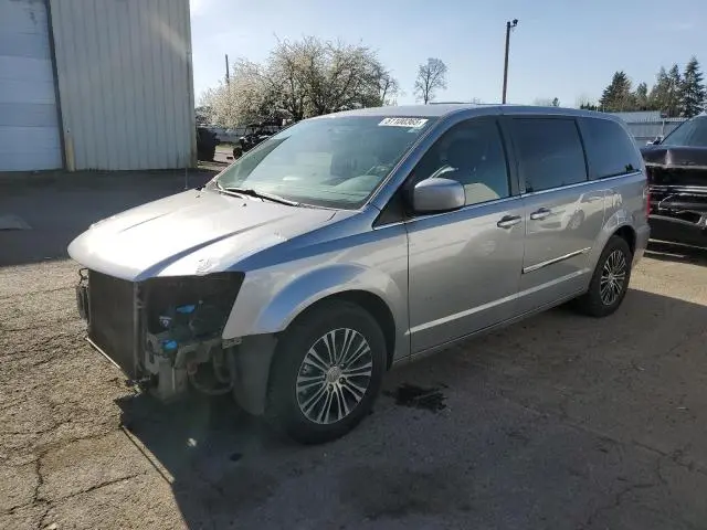2C4RC1HG6ER109095