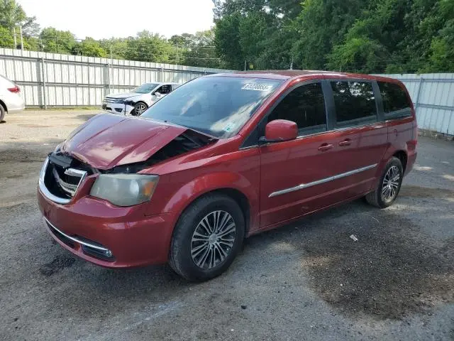 2C4RC1HG6ER228555