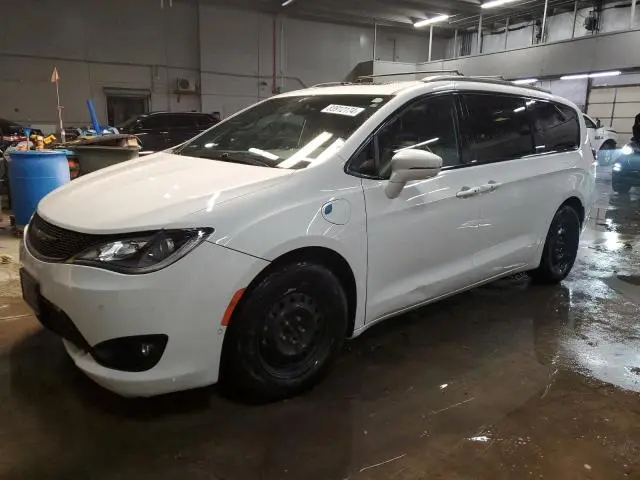 2C4RC1N74LR196366