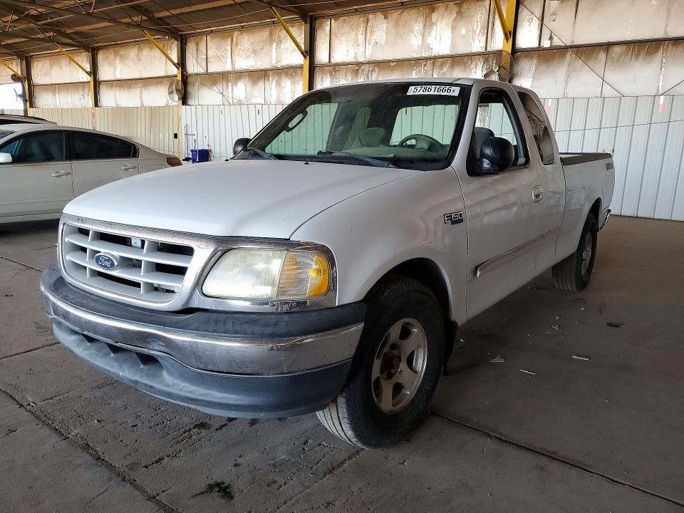 2FTRX17W83CA62942