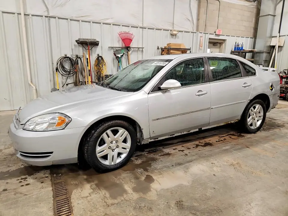 2G1WB5E39F1153521
