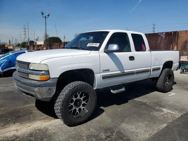 2GCEC19TX11103884