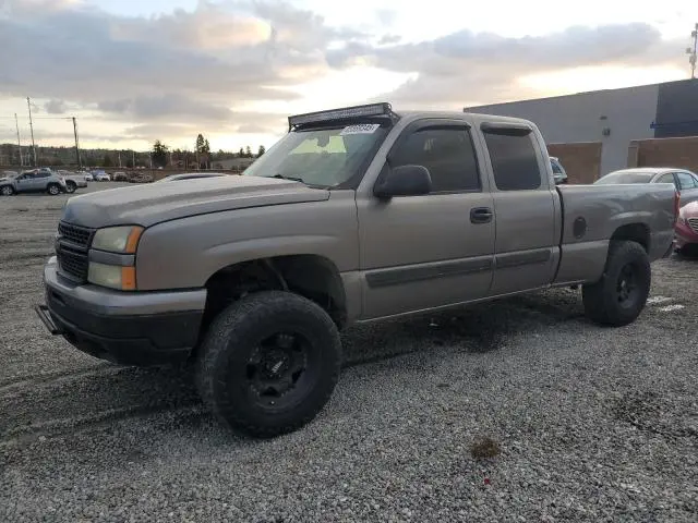 2GCEC19Z061306536