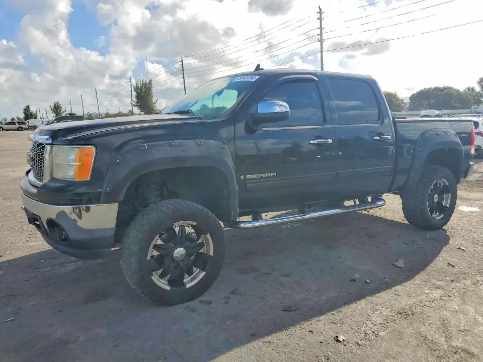 2GTEC13C281213721