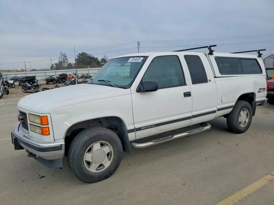 2GTEK19R3W1503283