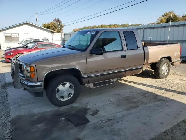 2GTEK19R6T1563621