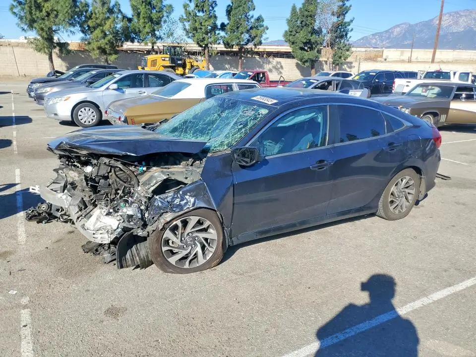 2HGFC2F7XHH567262