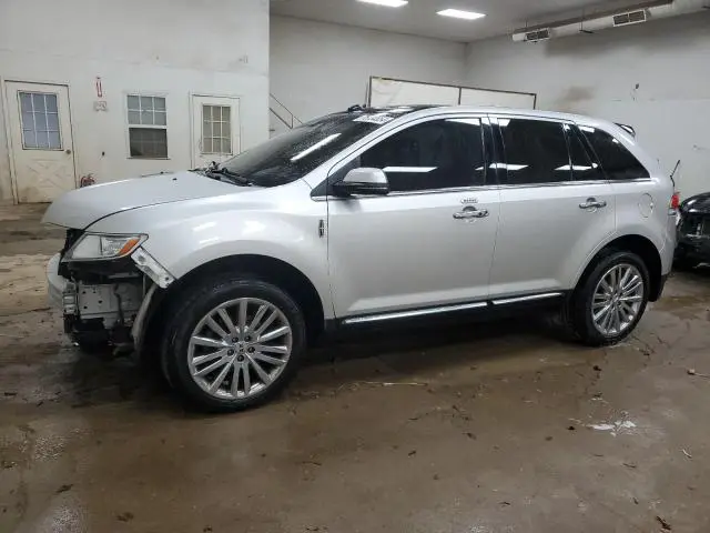 2LMDJ8JK2DBL29400