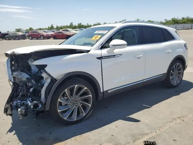 2LMPJ8K97PBL14811