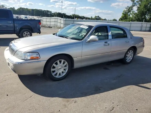 2LNBL8CV9AX616879