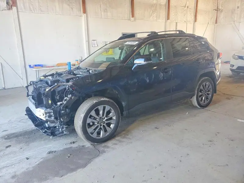 2T3A1RFV6RW466355