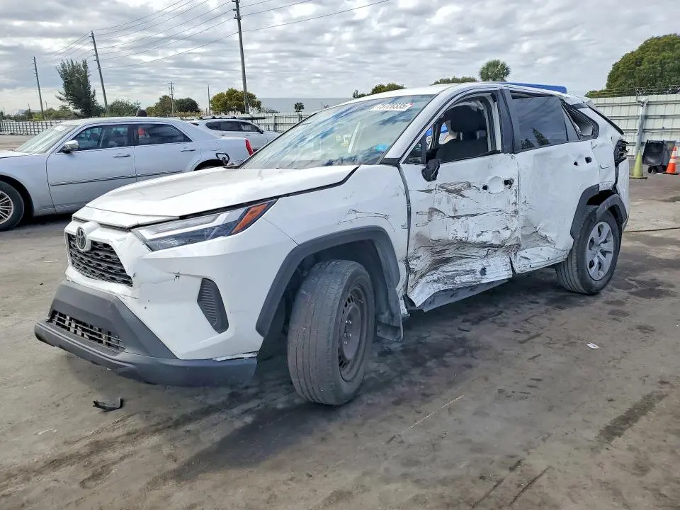 2T3H1RFV8RC265038