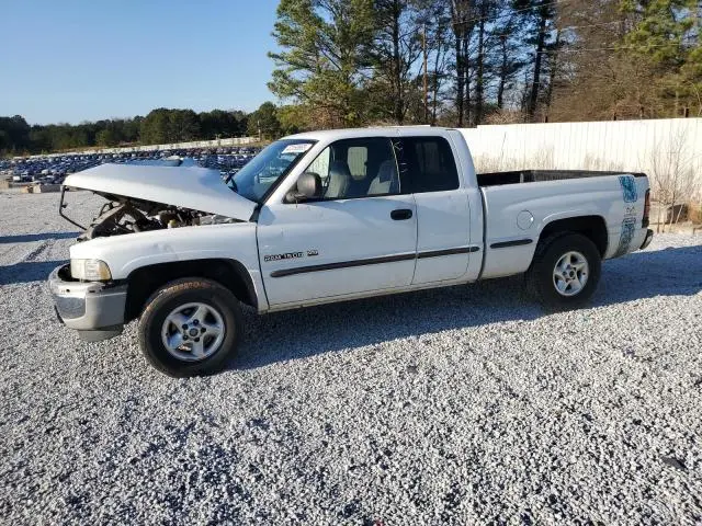 3B7HC13Y3XG230266