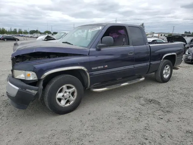 3B7HC13Y8XG201717