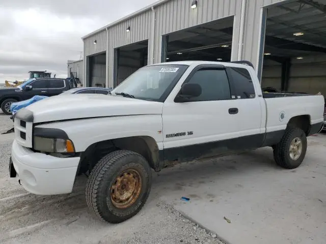 3B7HF13Y21G809330