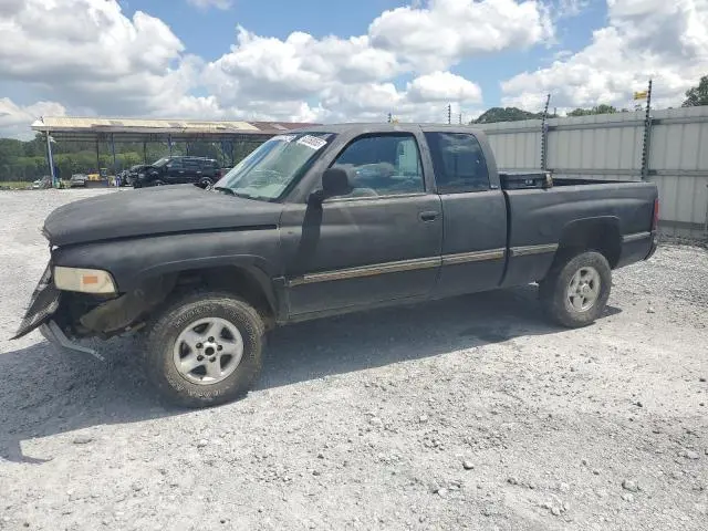 3B7HF13Y5VG729834