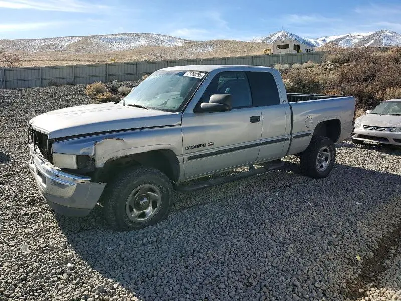 3B7HF13Y6WG169744