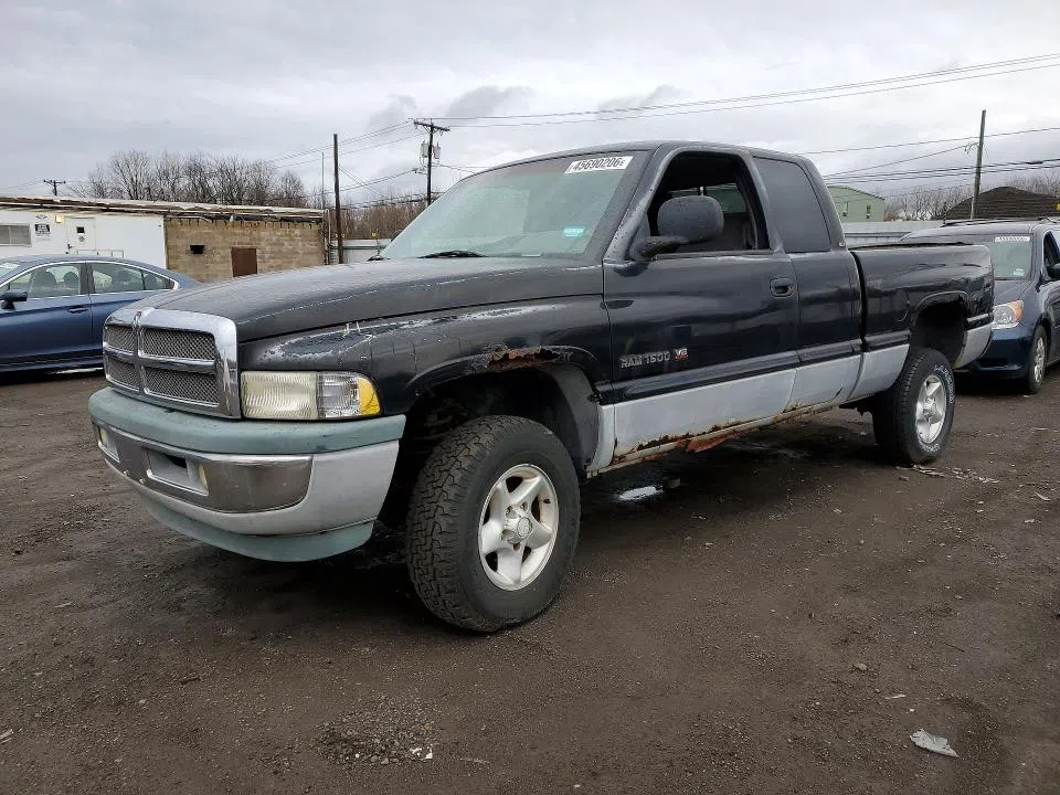 3B7HF13Y8XG188569
