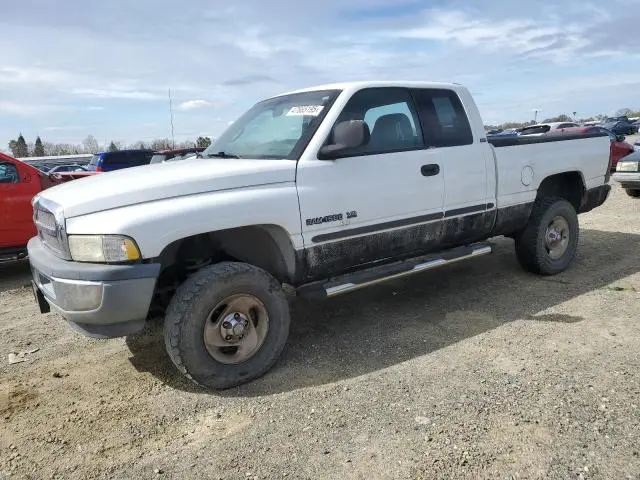 3B7HF13Z51G250736
