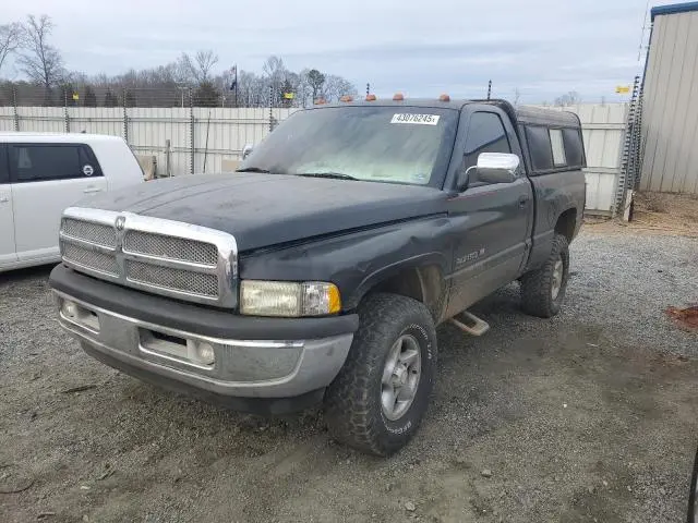 3B7HF16Z4RM561275