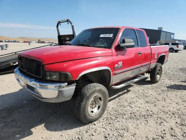 3B7KF2360YG142181