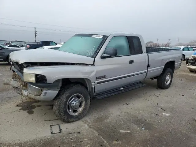 3B7KF237X1G198000