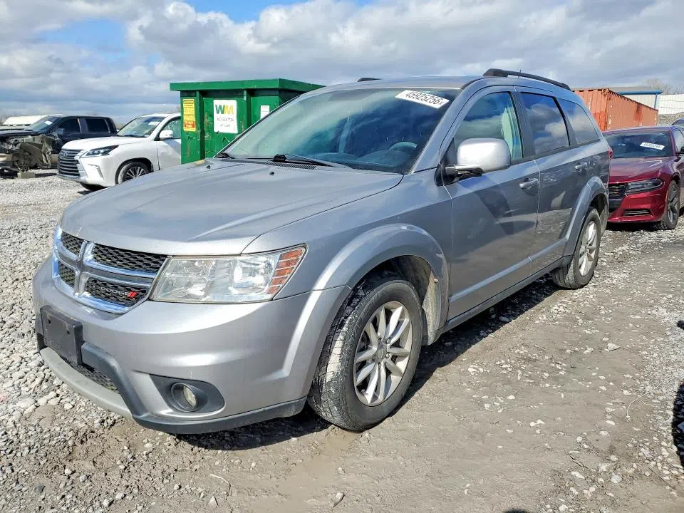 3C4PDCBB8GT105580