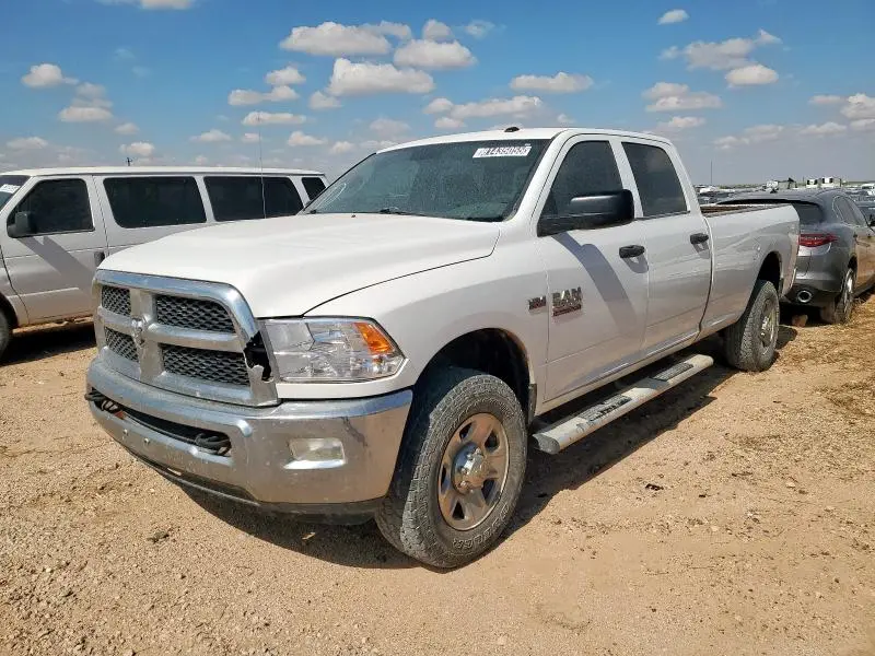 3C6TR5HT6EG202009