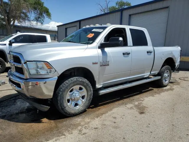 3C6UR5CJ0GG142032