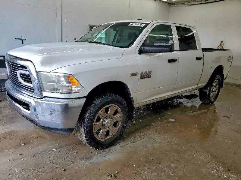 3C6UR5CJ1JG295607