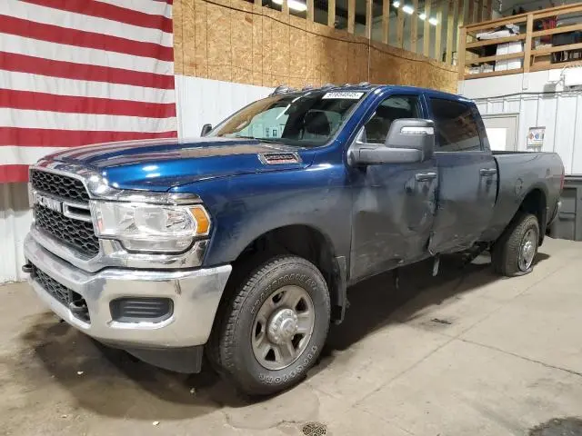 3C6UR5CJ1RG388638