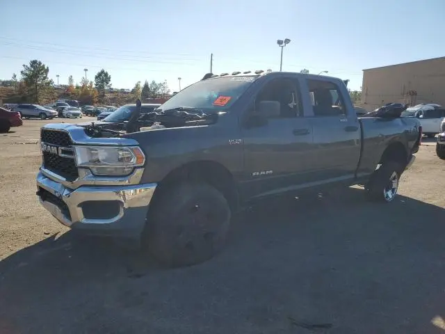 3C6UR5CJ2KG591155