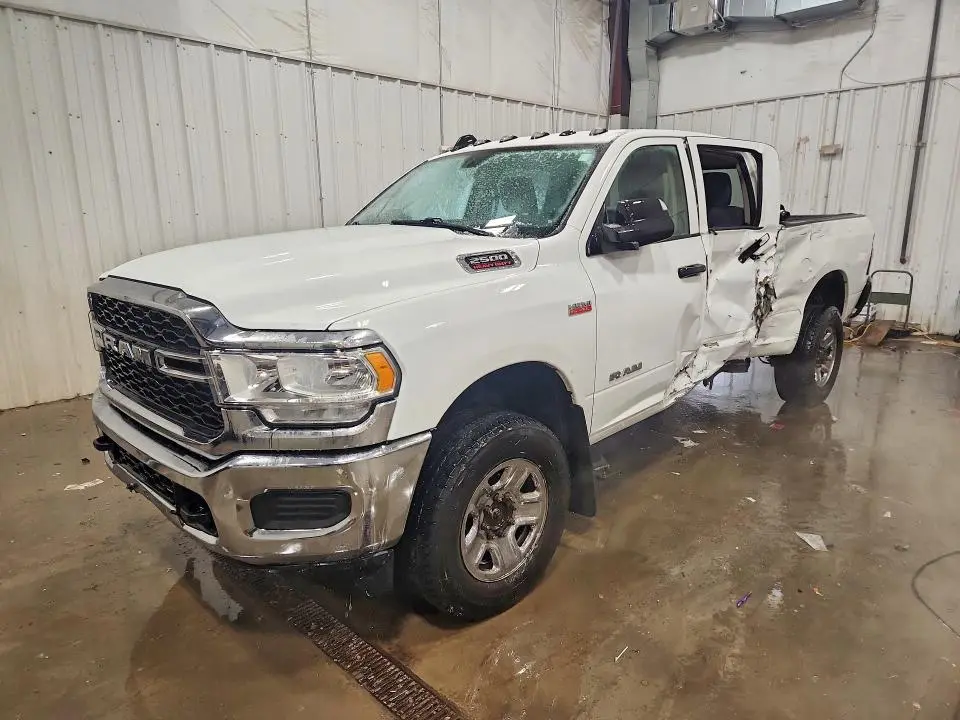 3C6UR5CJ2LG217842