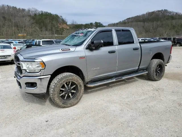 3C6UR5CJ3KG592900