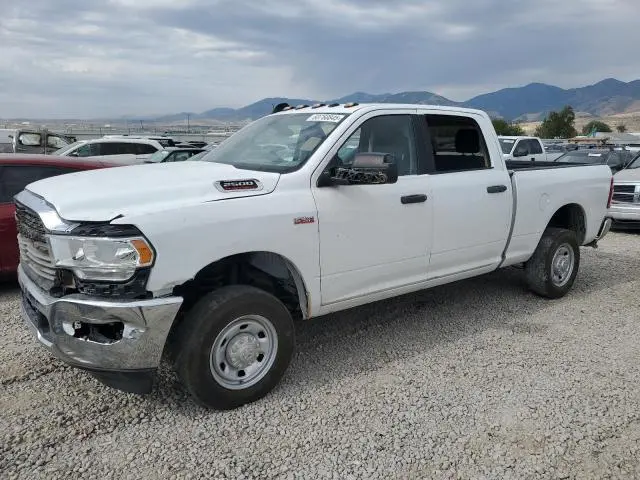 3C6UR5CJ3LG275880