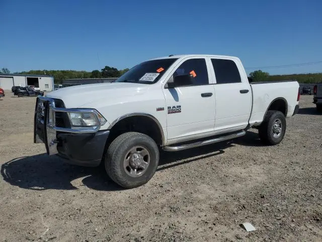 3C6UR5CJ5GG106529