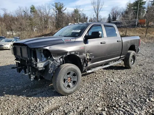 3C6UR5CJ6MG659413