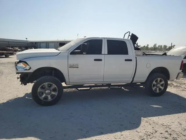 3C6UR5CL6HG712120