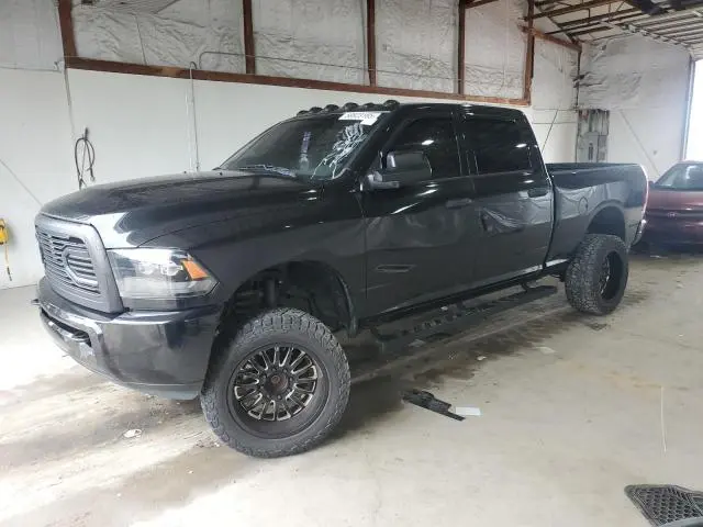 3C6UR5CL6JG415712