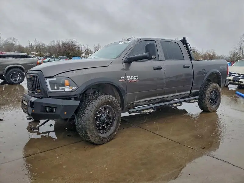 3C6UR5CLXJG160126