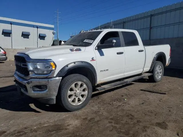 3C6UR5DL1NG310211