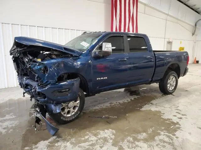 3C6UR5FJ3RG351408