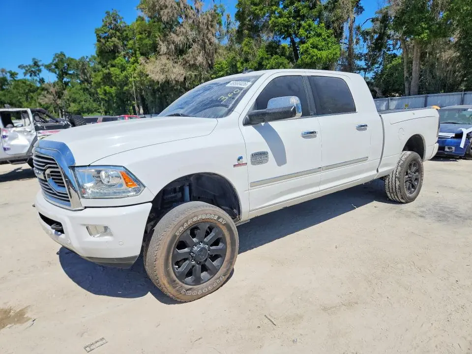 3C6UR5PL6JG351939